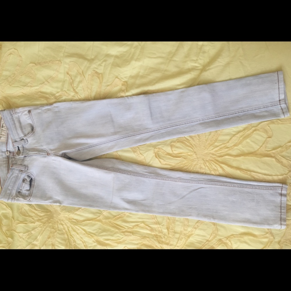 light wash blue jeans